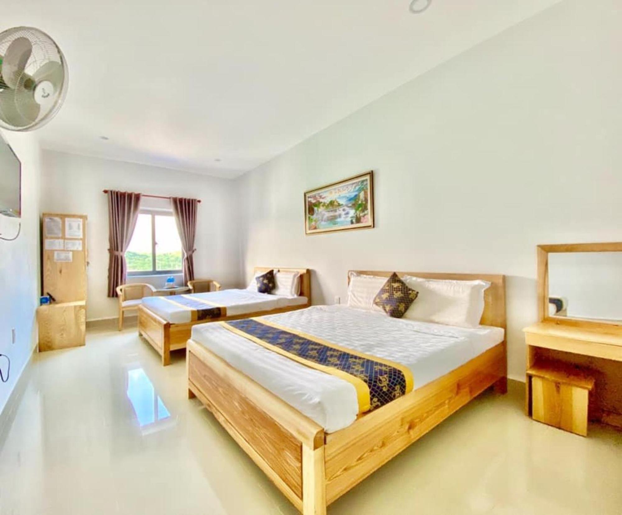Bien Dong Hotel Dao Phu Quy Cu Lao Thu Eksteriør billede